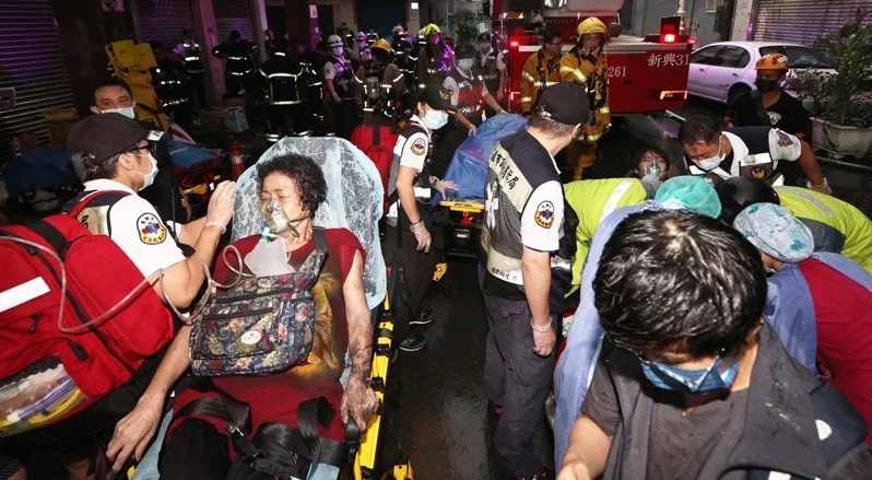 13小时搜救告一段落台湾高雄大楼火灾已致46死41伤